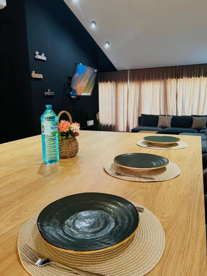 Тop View Apartment 布拉格埃夫格拉德 外观 照片